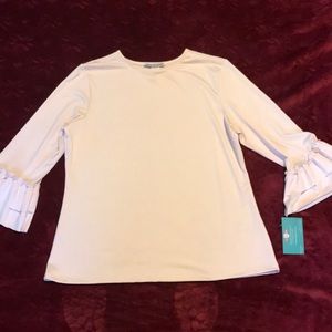 *SOLD*NWT layering top